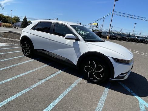 Certified 2024 Hyundai Ioniq 5 SEL RWD image 7
