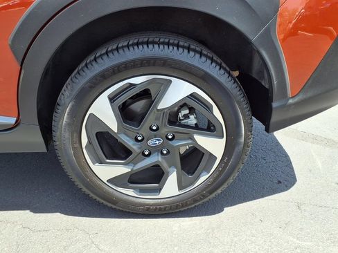 Used 2024 Subaru Crosstrek 2.5i Limited w/ Crosstrek Mirror Package AWD/4WD image 14