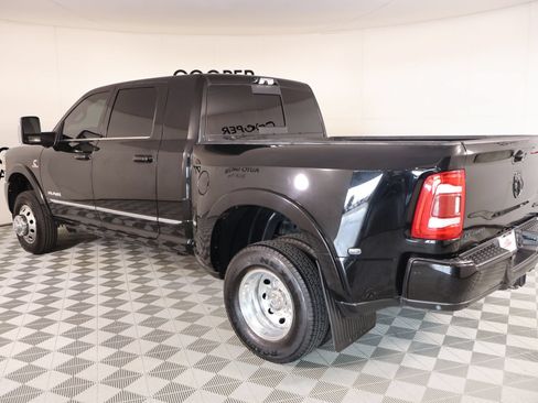 Used 2023 RAM 3500 Limited AWD/4WD image 22