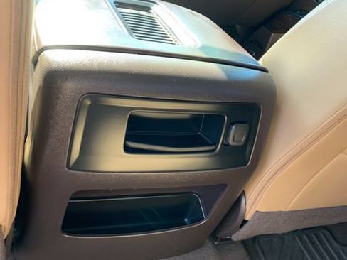 Certified 2019 GMC Sierra 2500 Denali w/ Duramax Plus Package AWD/4WD image 18