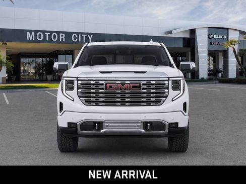 Used 2022 GMC Sierra 1500 Denali w/ Denali Reserve Package AWD/4WD image 5