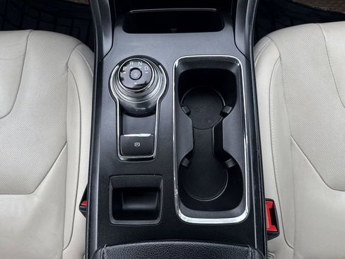 Used 2017 Ford Fusion Titanium FWD image 19