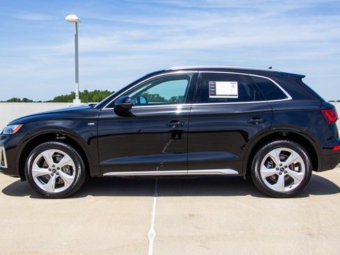 Used 2023 Audi Q5 2.0T Premium Plus w/ Premium Plus Package AWD/4WD image 8