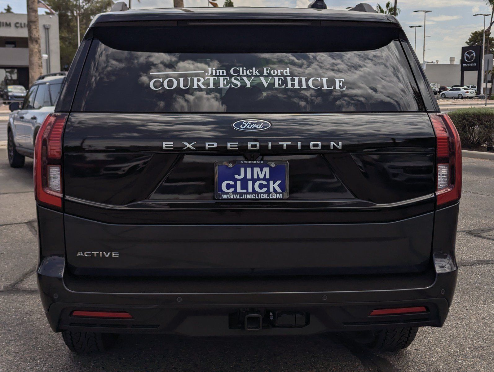 New 2026 Ford Expedition Active RWD image 3