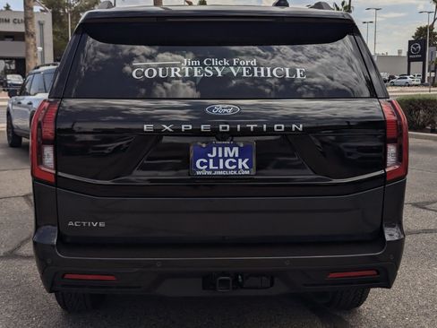 New 2026 Ford Expedition Active RWD image 3