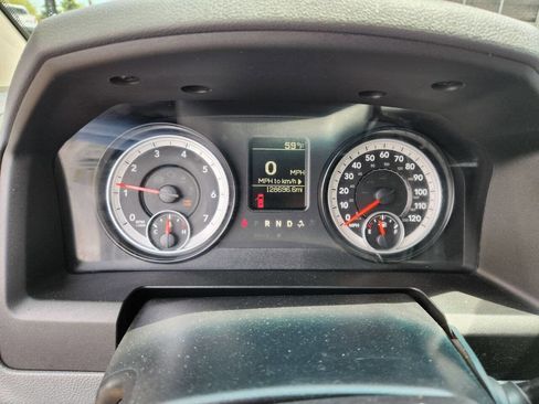 Used 2014 RAM 4500 Tradesman image 25