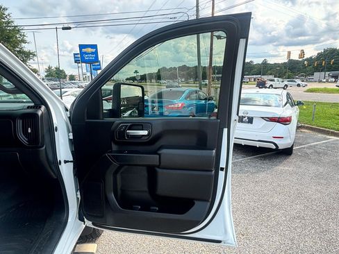 Used 2022 Chevrolet Silverado 2500 W/T w/ WT Fleet Convenience Package AWD/4WD image 37
