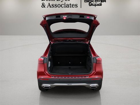 Used 2025 Mercedes-Benz GLA 250 image 15