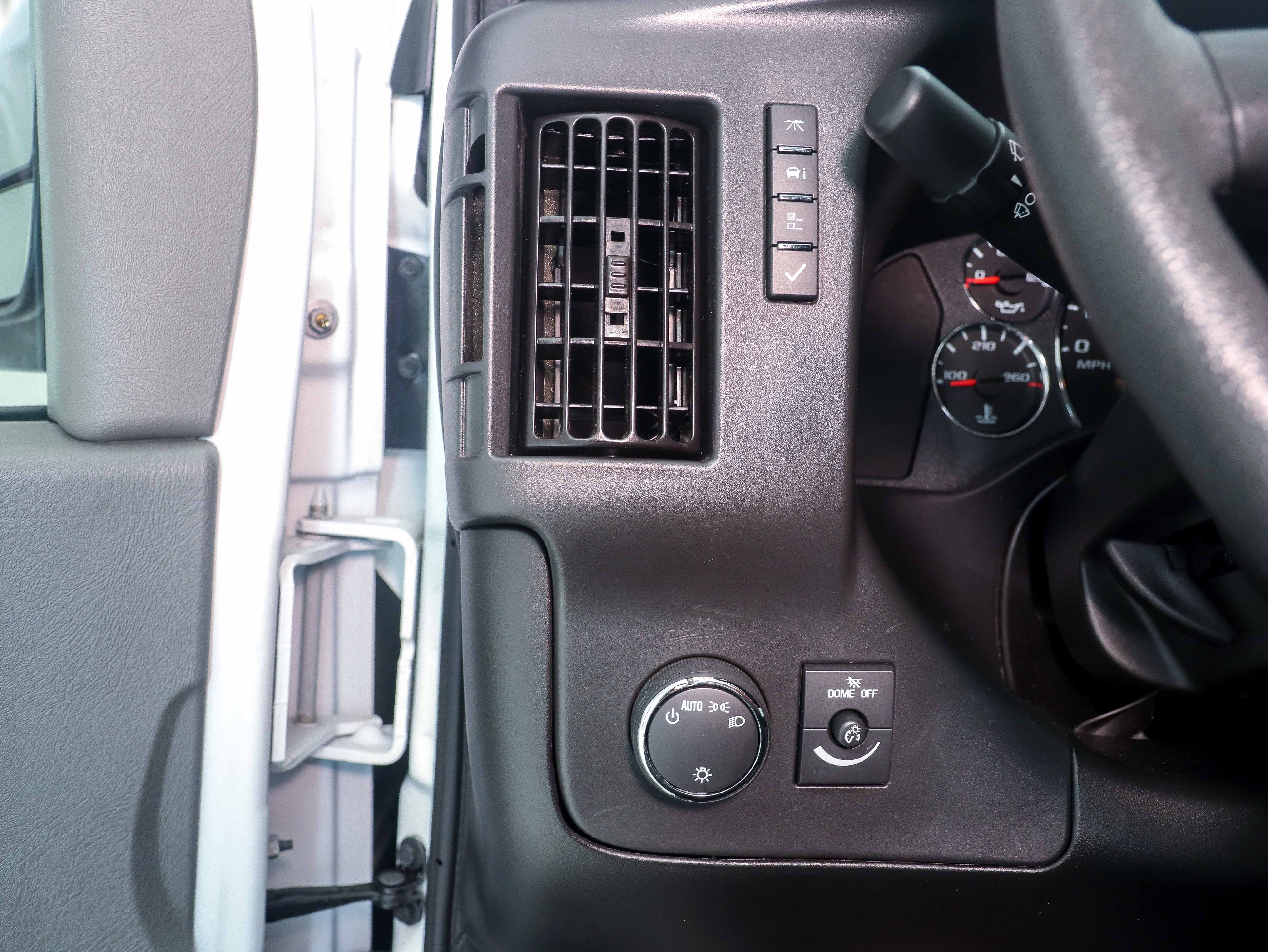 Used 2025 GMC Savana 3500 LT w/ LT Preferred Equipment Group RWD image 20