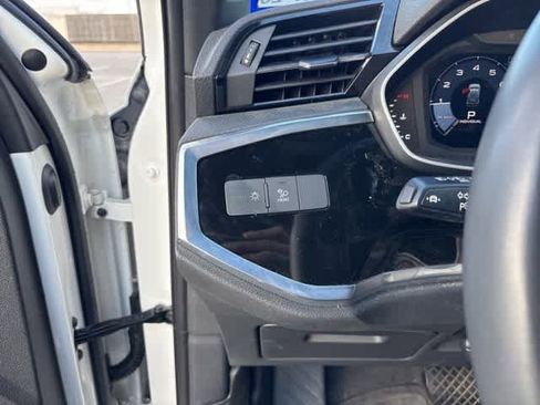 Used 2023 Audi Q3 2.0T Premium Plus w/ Premium Plus Package image 10