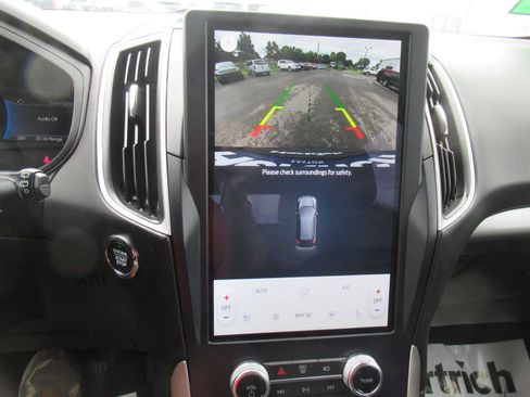 Used 2023 Ford Edge SEL w/ Convenience Package AWD/4WD image 28