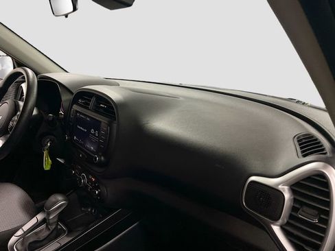 Certified 2024 Kia Soul LX w/ Option Group 015 FWD image 27