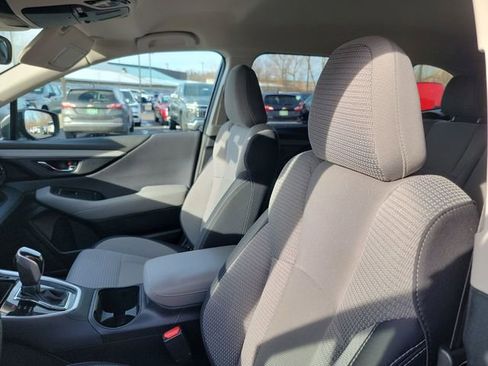 Used 2024 Subaru Outback Premium image 20