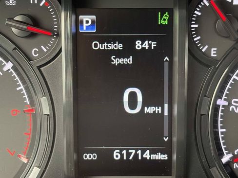 Used 2022 Toyota 4Runner SR5 Premium AWD/4WD image 14