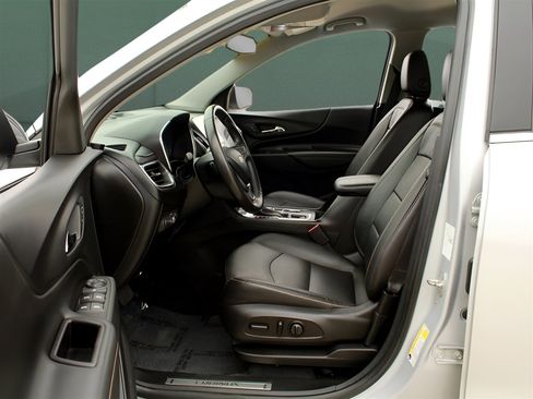 Used 2019 Chevrolet Equinox Premier image 14