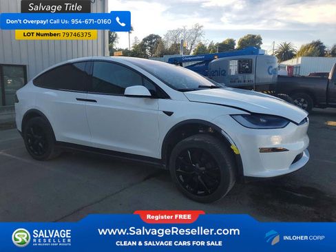 Used 2024 Tesla Model X image 5