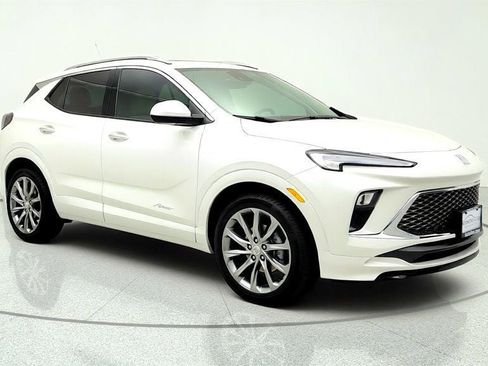 Used 2026 Buick Encore GX Avenir FWD image 3