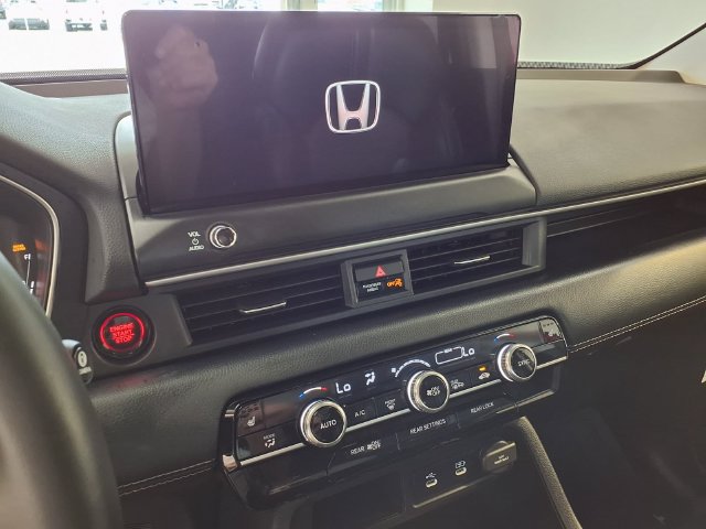 Certified 2026 Honda Pilot Touring image 11