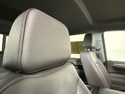 Used 2024 Chevrolet Silverado 2500 LTZ w/ LTZ Convenience Package image 34