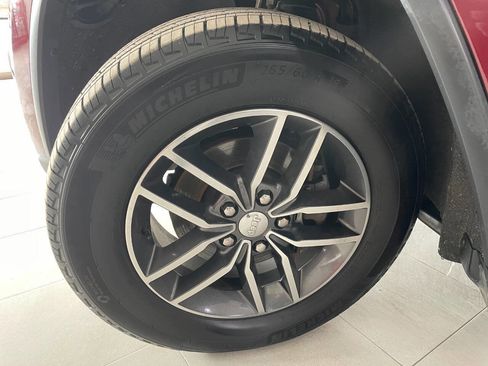 Used 2018 Jeep Grand Cherokee Limited w/ Trailer Tow Group IV image 12