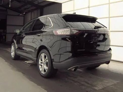 Used 2018 Ford Edge Titanium w/ Equipment Group 301A image 8