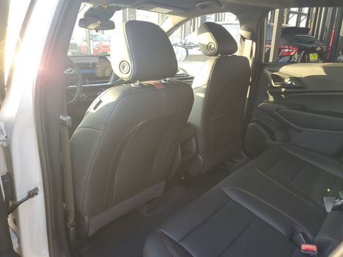 New 2026 Chevrolet Trax RS w/ Driver Confidence Package image 9