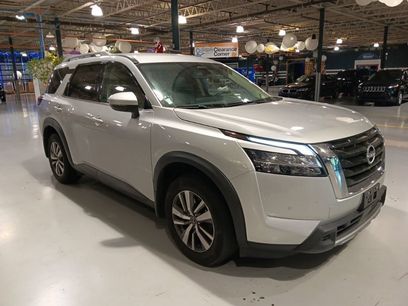 Used 2024 Nissan Pathfinder SL