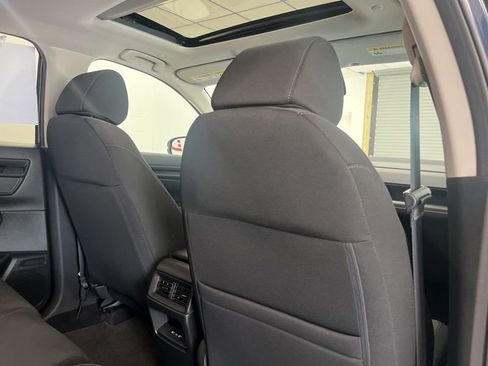 Used 2024 Honda CR-V EX image 11