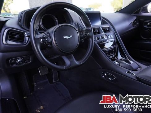 Used 2020 Aston Martin DB11 Coupe image 5