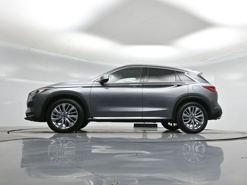 Used 2024 INFINITI QX50 Luxe image 8