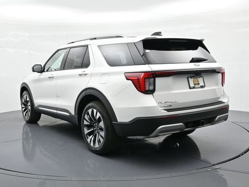 New 2026 Ford Explorer Platinum image 8