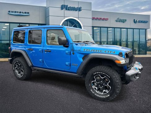 Used 2023 Jeep Wrangler Unlimited Rubicon 4xe w/ Safety Group AWD/4WD image 1