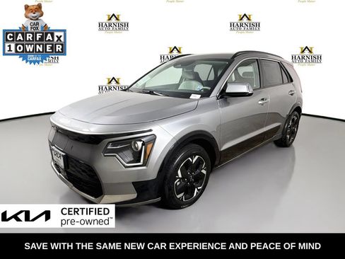 Certified 2023 Kia Niro Wind w/ Wind Preserve Package FWD image 3