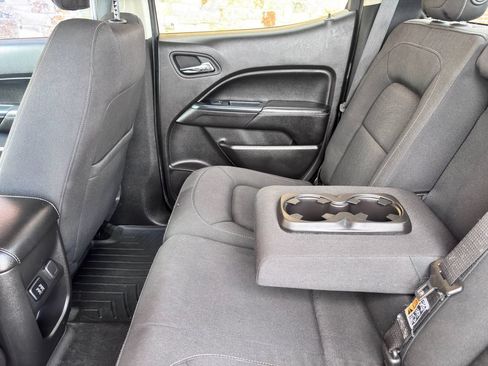 Used 2015 GMC Canyon SLE w/ SLE Convenience Package AWD/4WD image 40