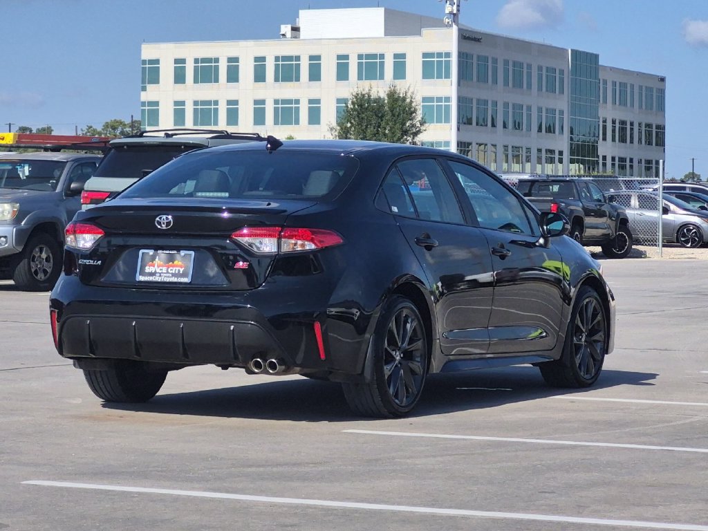 Certified 2026 Toyota Corolla SE FWD image 6