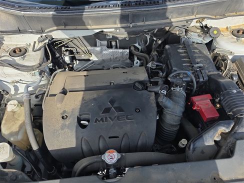 Used 2014 Mitsubishi Outlander Sport ES image 24