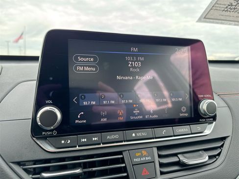 Used 2022 Nissan Altima 2.5 SR image 13