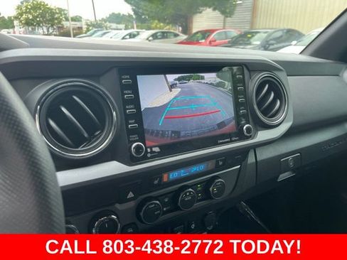 Used 2022 Toyota Tacoma TRD Sport w/ TRD Premium Sport Package AWD/4WD image 23