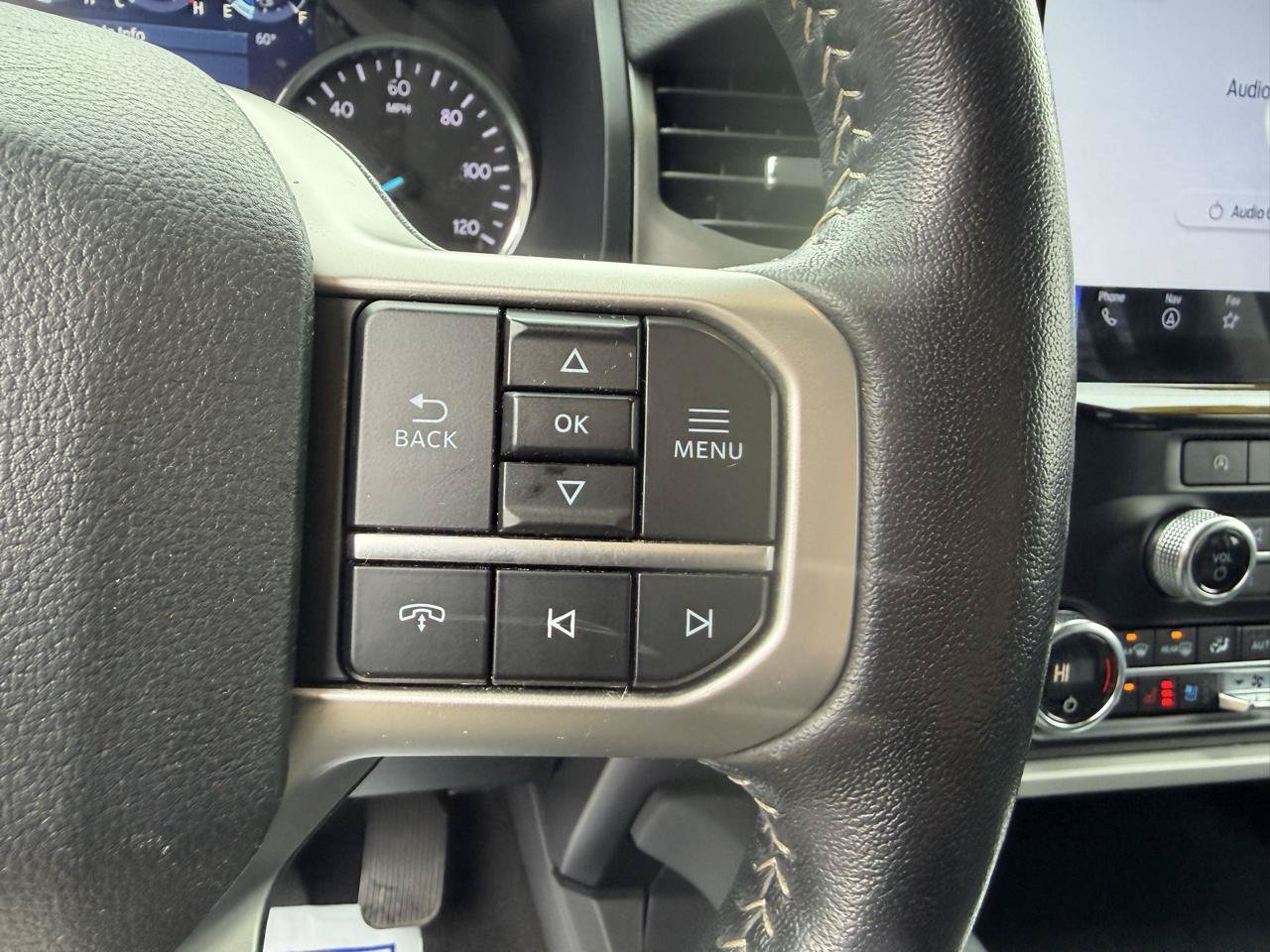 Used 2024 RAM 3500 Big Horn w/ Level 2 Equipment Group AWD/4WD image 33