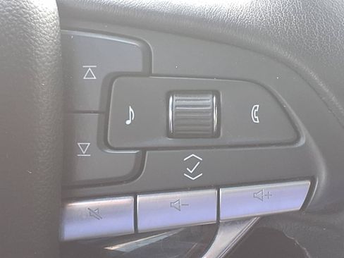Used 2023 Cadillac Escalade Sport w/ LPO, ONYX Package AWD/4WD image 13