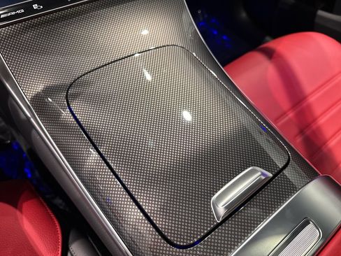 Used 2024 Mercedes-Benz GLC 43 AMG 4MATIC image 18