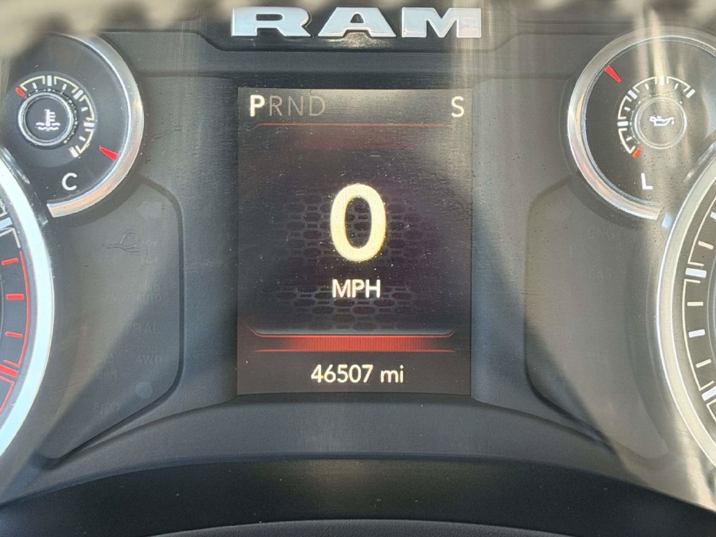 Used 2024 RAM 2500 Big Horn AWD/4WD image 25