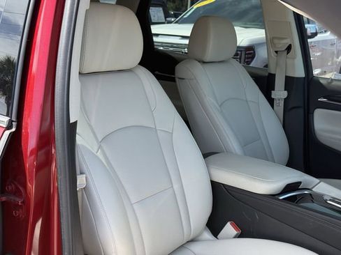 Used 2024 Buick Enclave Essence w/ Sport Touring Edition image 19