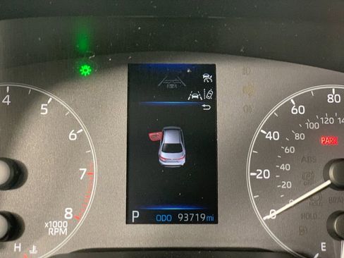 Used 2023 Toyota Corolla LE FWD image 24