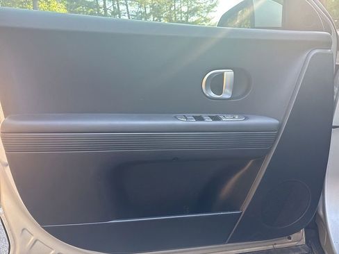 Used 2024 Hyundai Ioniq 5 SEL RWD image 14