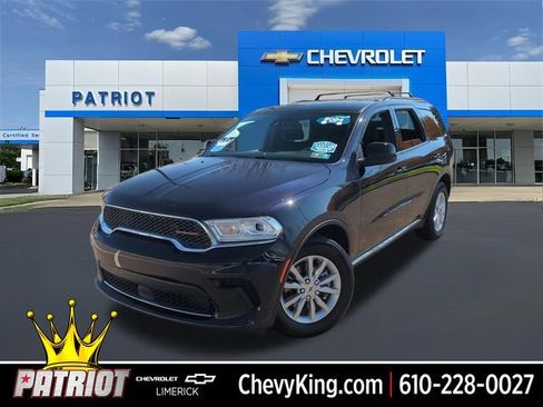 Used 2024 Dodge Durango SXT RWD image 1