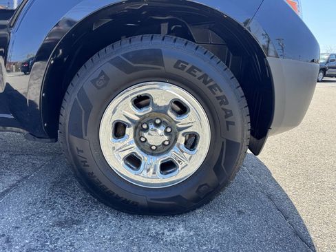 Used 2013 Nissan Frontier S AWD/4WD image 14