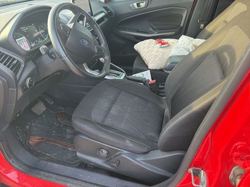 Used 2020 Ford EcoSport SE w/ SE Convenience Package image 10