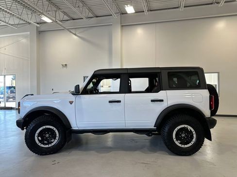 Used 2023 Ford Bronco Badlands w/ Sasquatch Package image 9