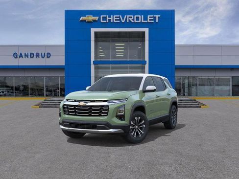 New 2026 Chevrolet Equinox LT w/ Convenience Package II image 32